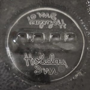 Holiday Inn Vintage Glass Ashtray / Vintage‎ Holiday Inn